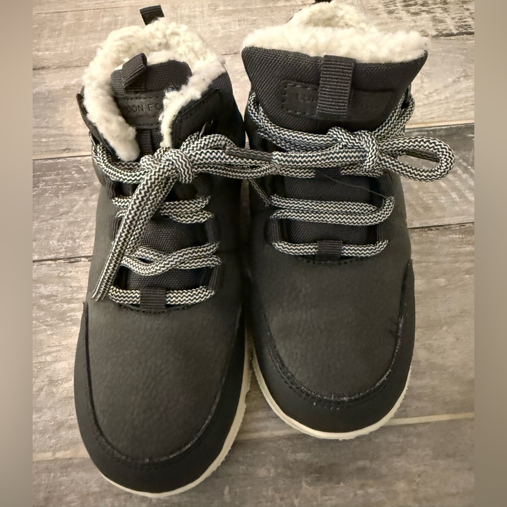 New London Fog toddler girl faux fur boots shoes 12 
Excellent condition